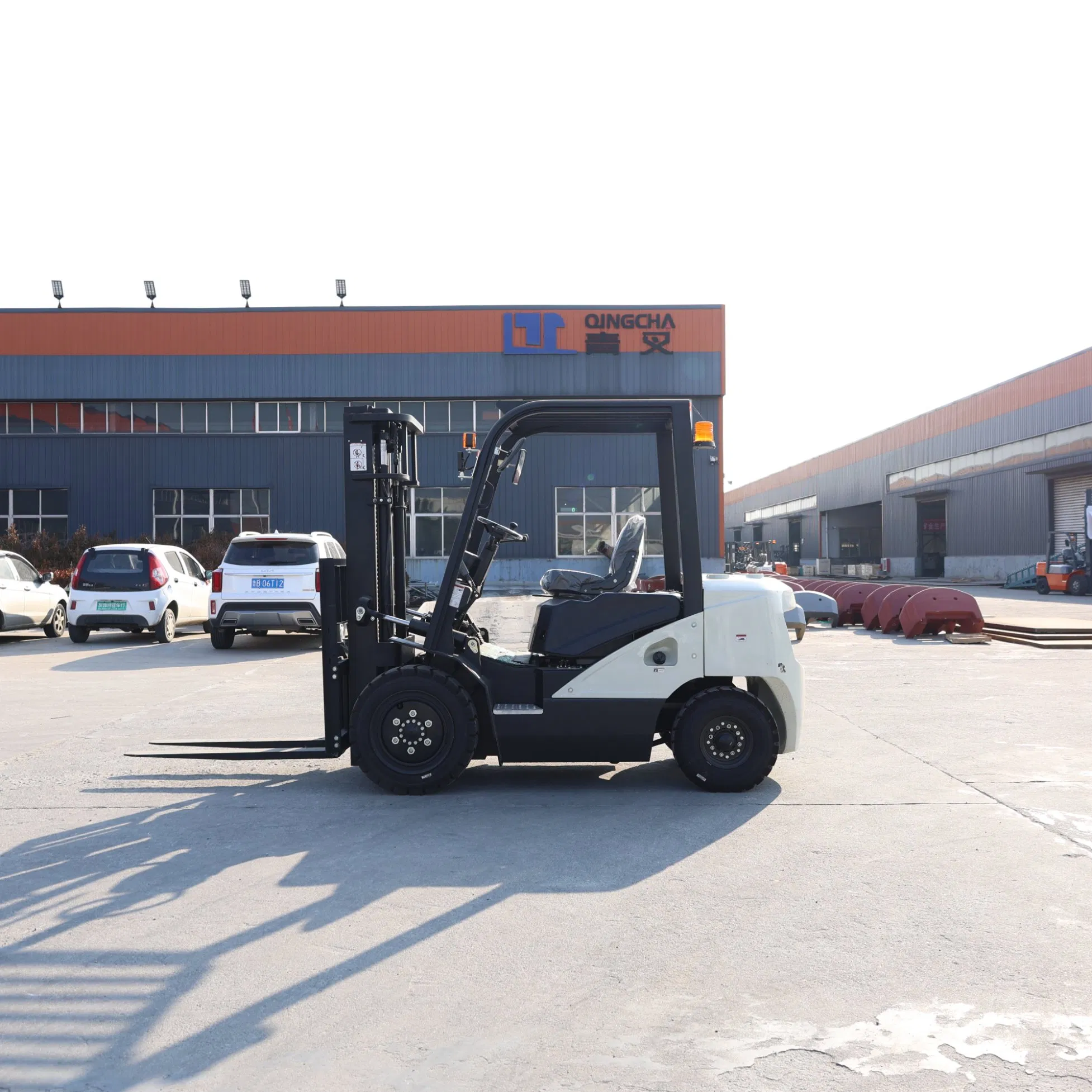 China 3 Ton 3000kg 3.5 Ton Diesel Forklift Industrial Heavy Duty Warehouse Fork Lift Manufacturer