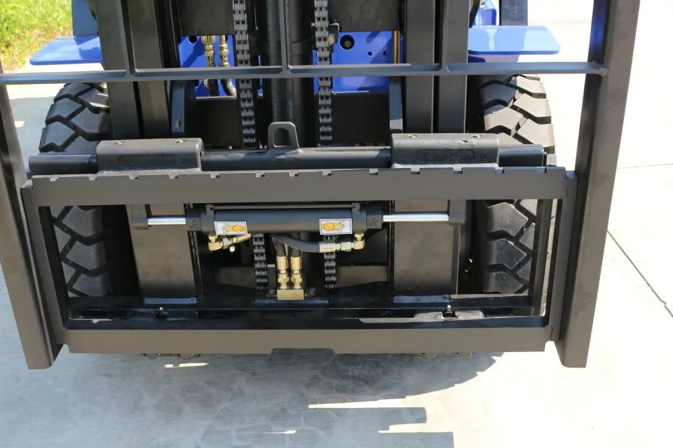 Gasoline LPG Forklift View 3