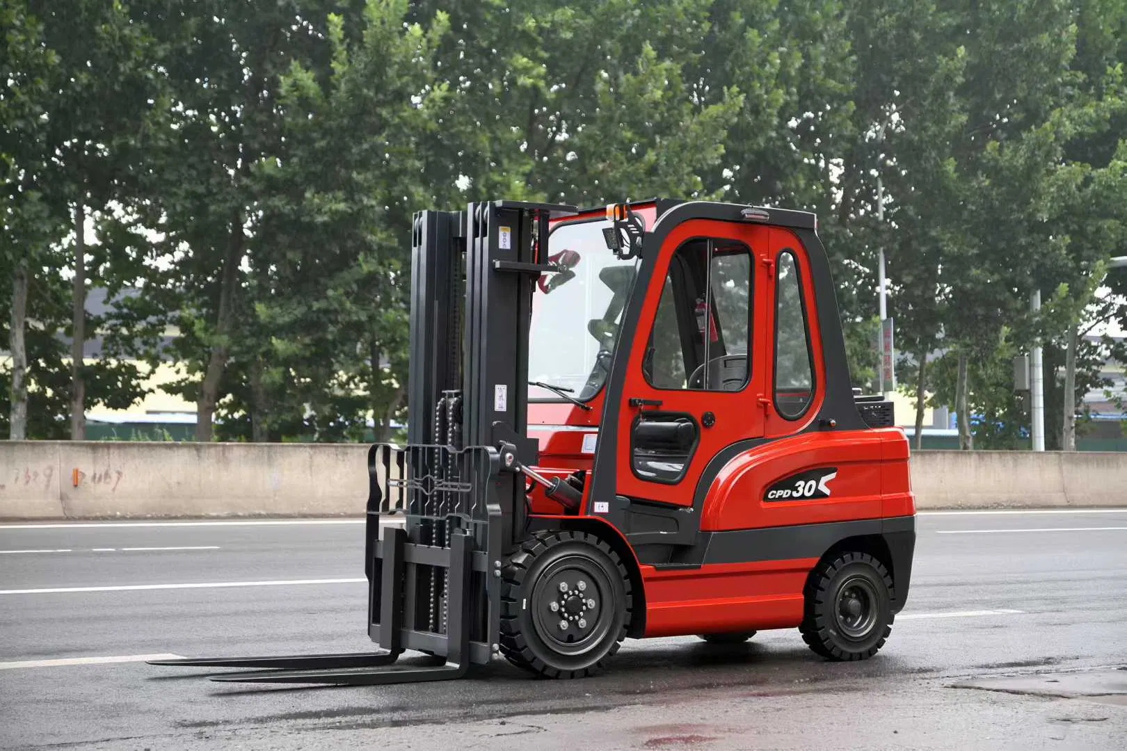 Lithium Battery Lead Acid Battery Mini 3 Ton Small Portable Electric Forklift with Solid Tire