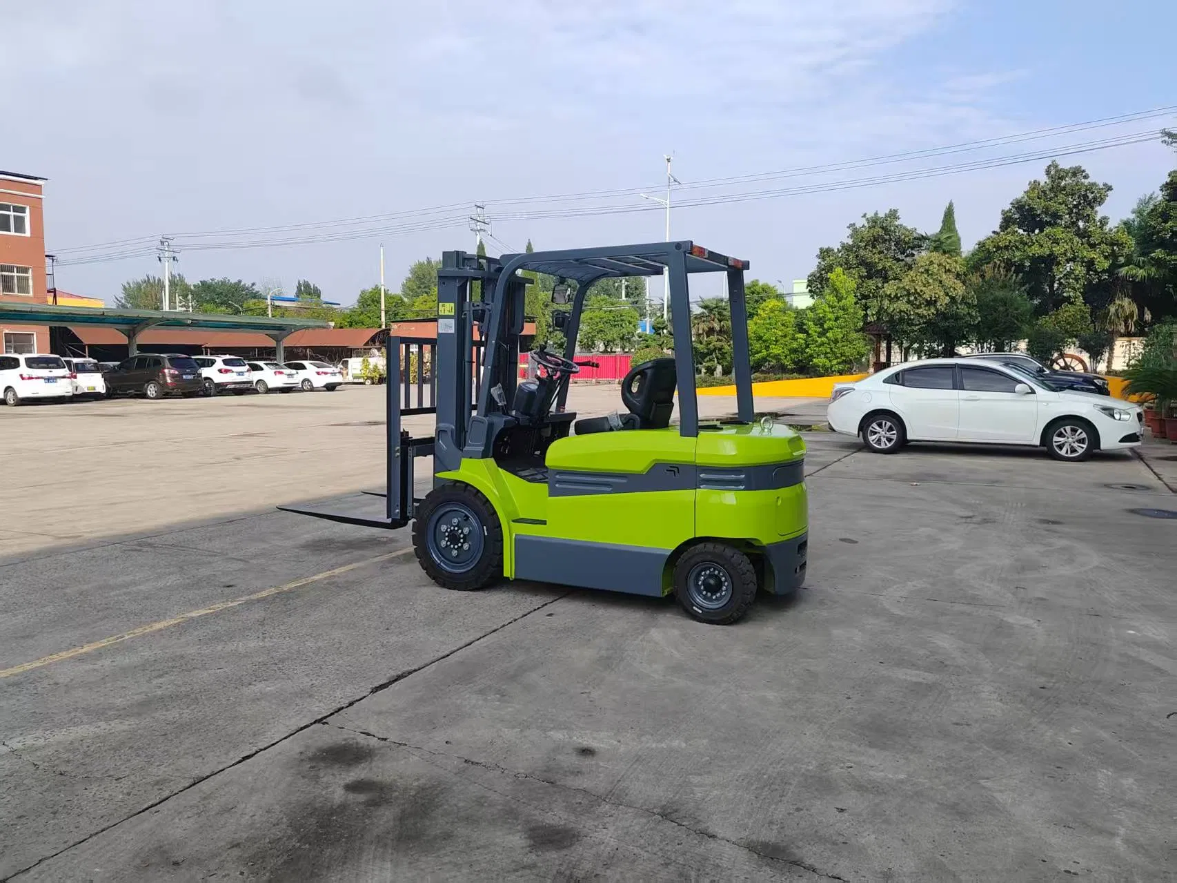 2026 New Heavy Duty 3/3.5ton Load Carretilla Elevadora Lithium Batteries Forklift Truck