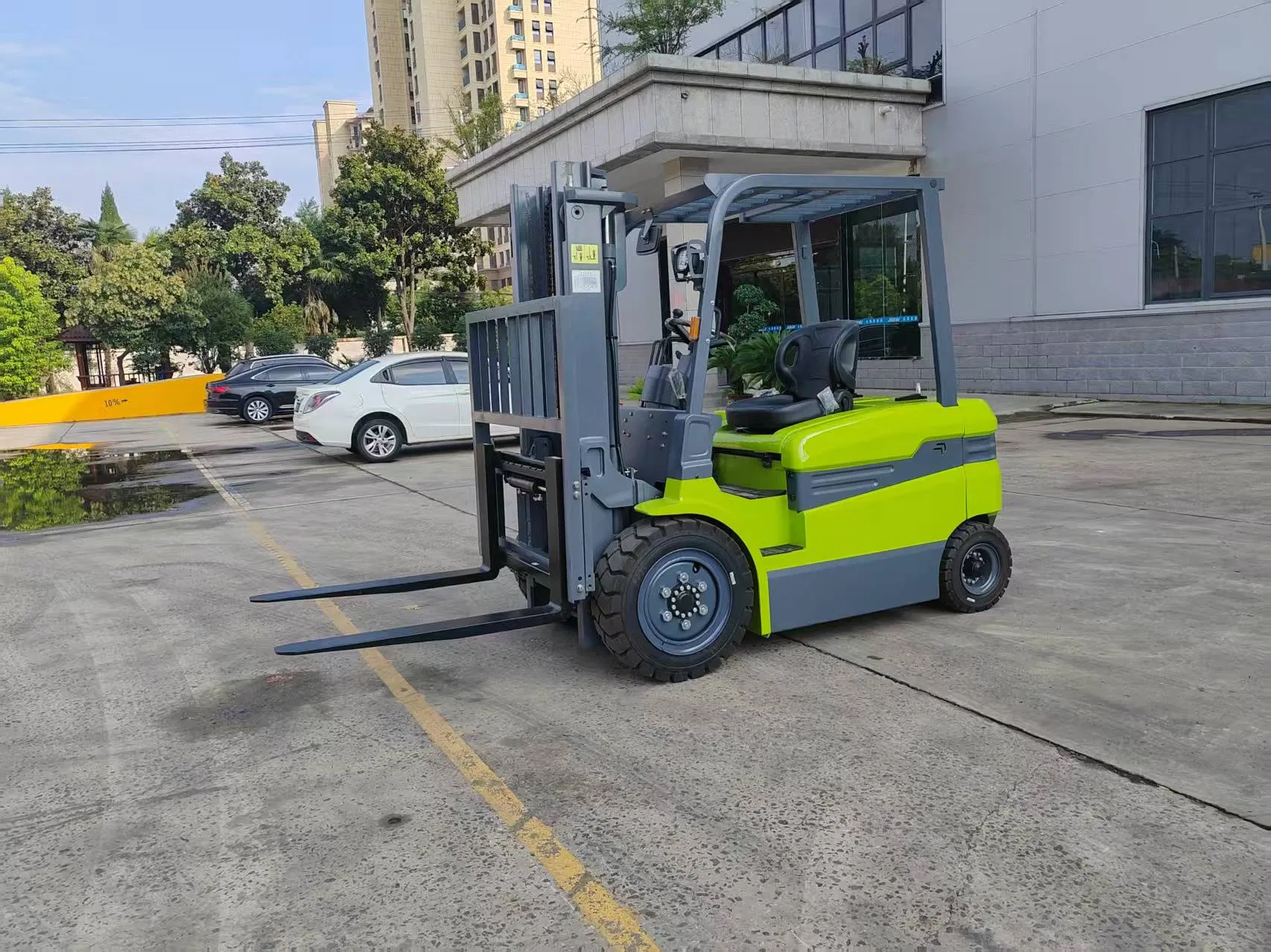 2026 New Heavy Duty 3/3.5ton Load Carretilla Elevadora Lithium Batteries Forklift Truck