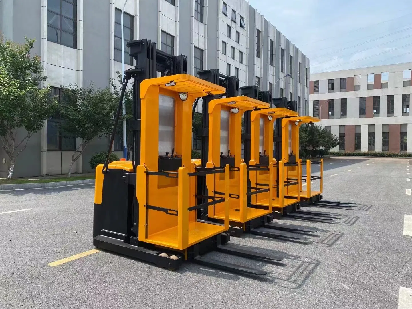Battery Electric Level Order Picker Forklift 1000 Kg Warehouse