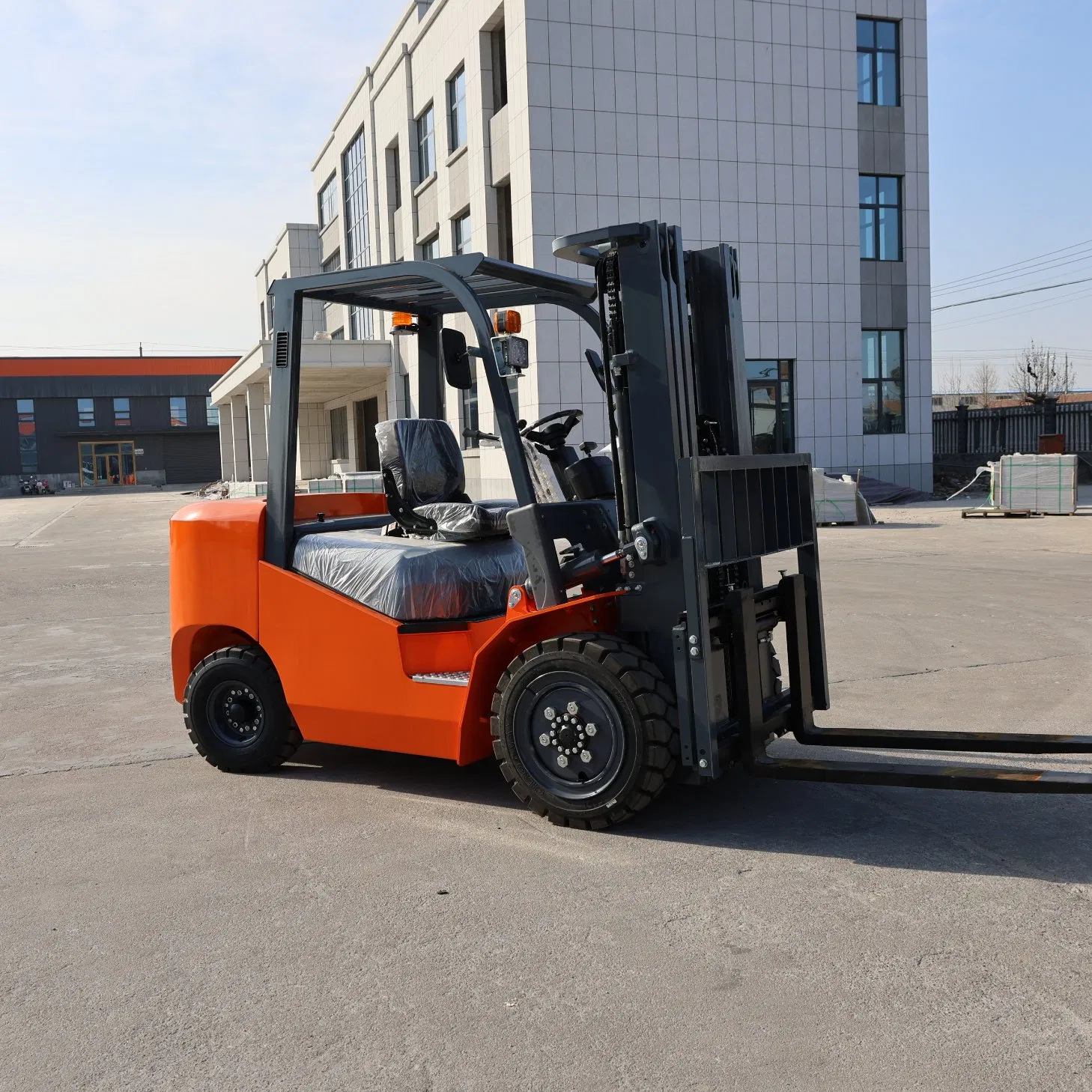 China Manufacturer Industrial 3ton 3t 3000kg Counterbalanced Diesel Forklift Heavy Duty Warehouse Container Lifting Fork Lift