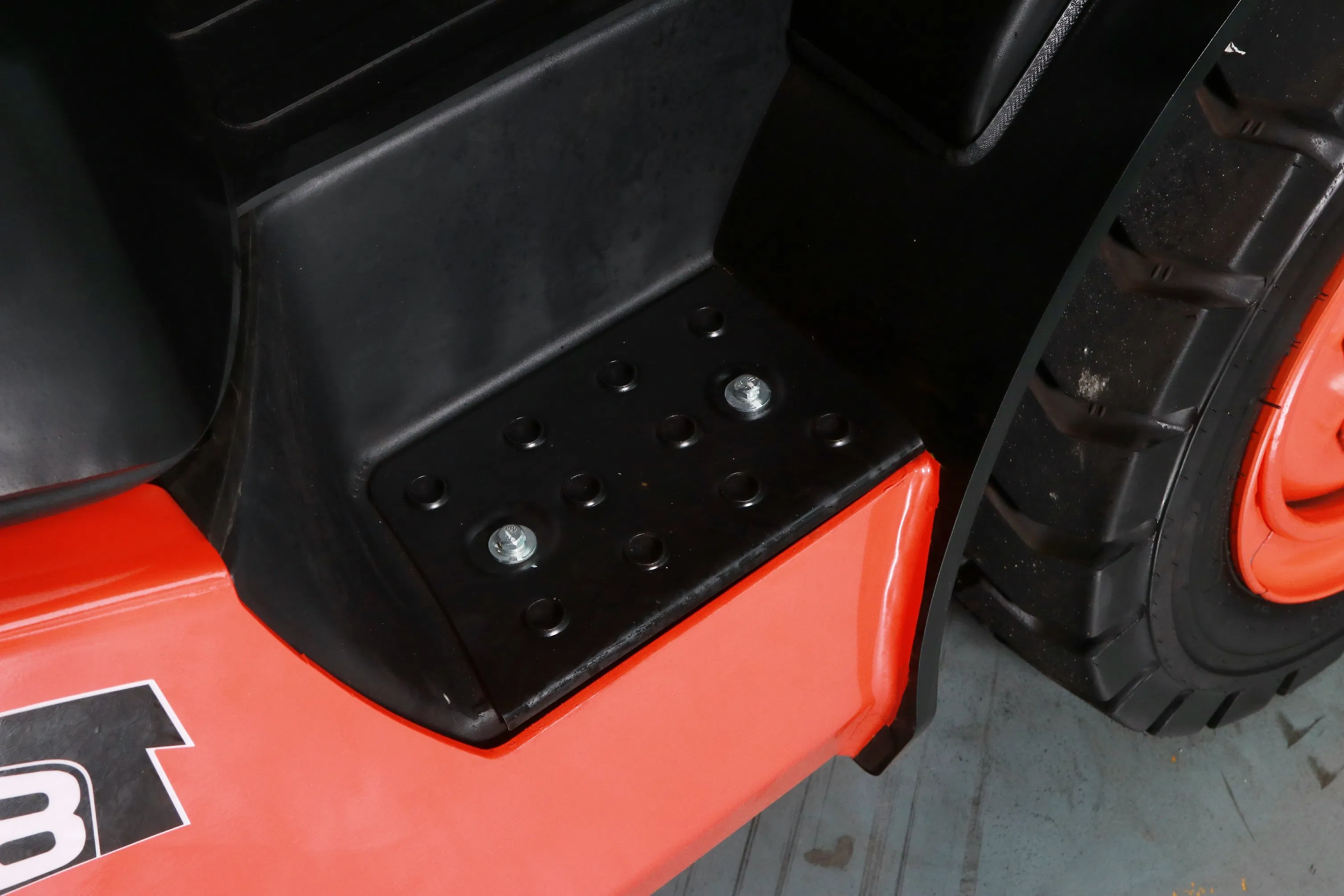 Competitive Diesel/Gasoline/LPG Forklift Truck