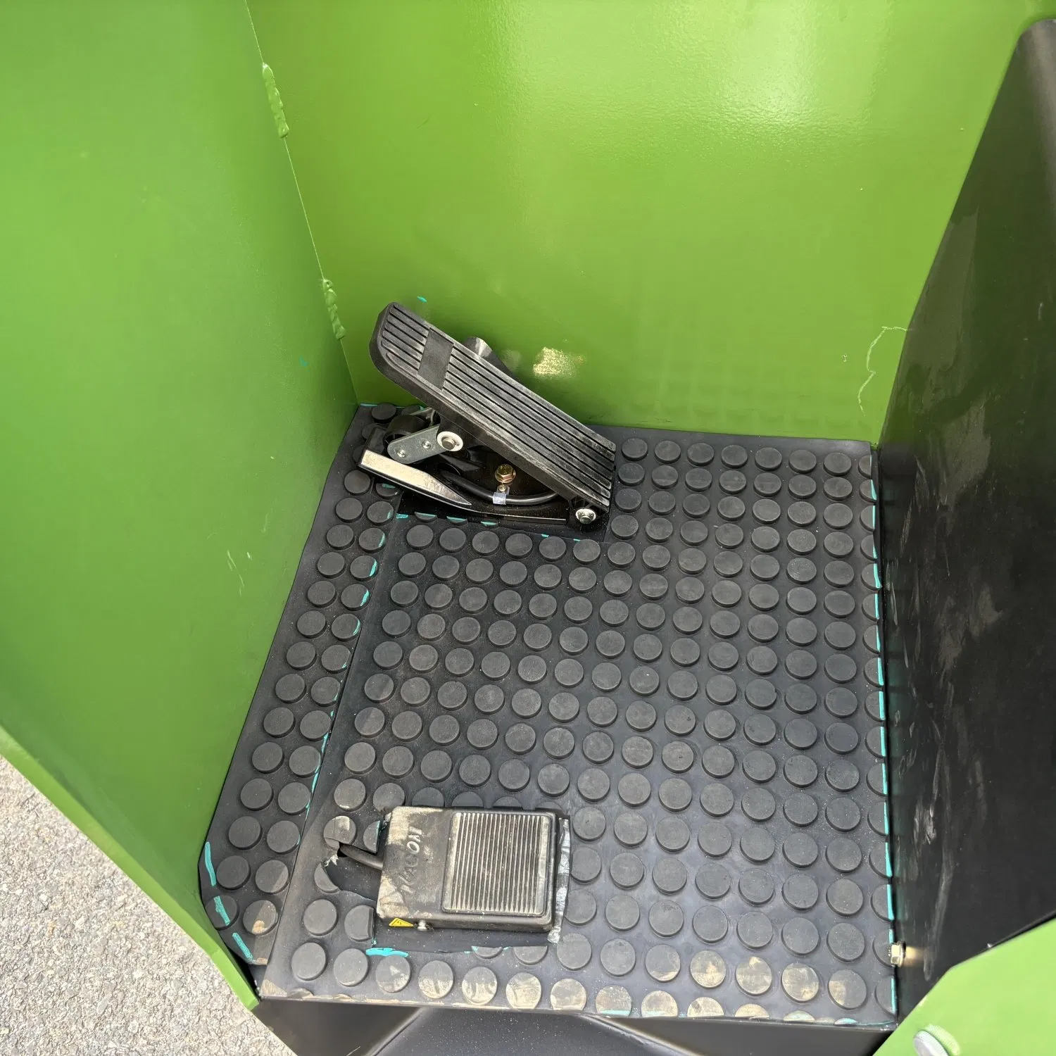 Younglift Cqd Seated Manufacturing Plant Universe Warehouse Reach Truck