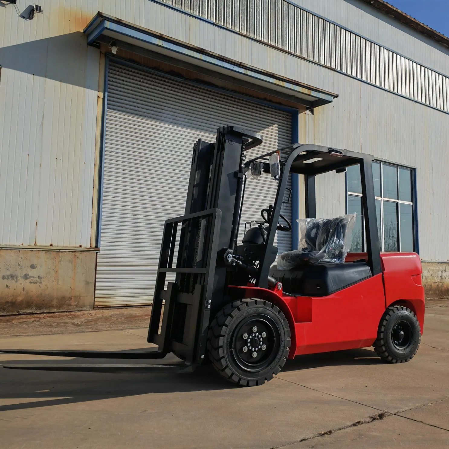 China 1 Ton-5 Ton Electric Pallet Mini Electric Forklift Price with CE Certificate