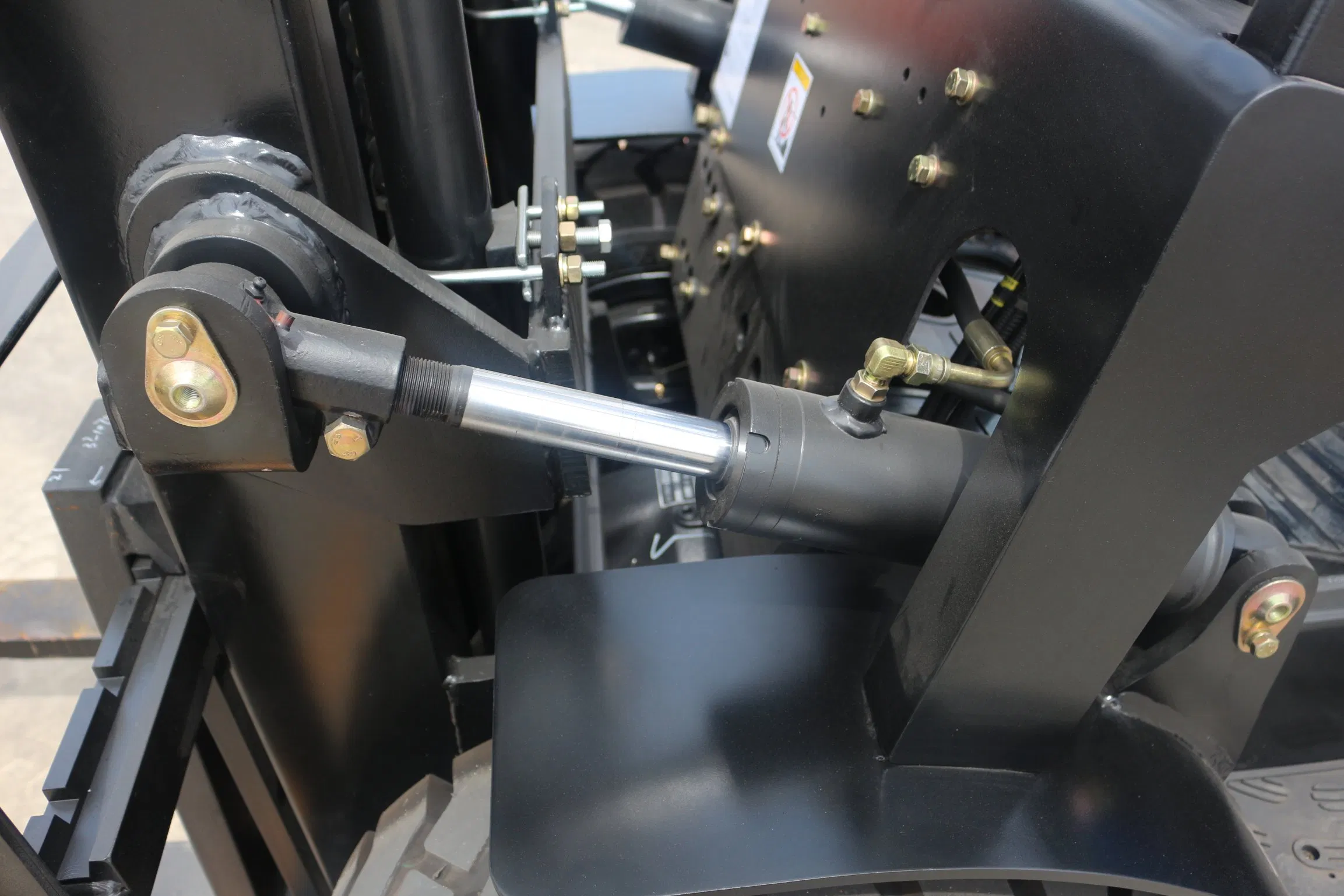 2.5 Ton 3ton Vmax LPG Gas Forklift with 3-Stage AC Motor Pallet Truck New Condition for Construction Industries