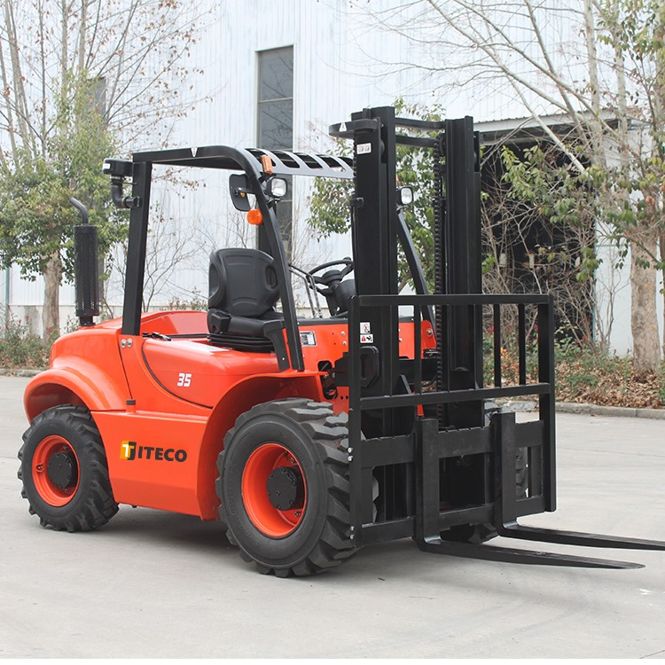 Titeco 2ton-4ton Ride-on Rough Terrain Fork Lift Trucks Mountain Forest Transport off-Road Forklift with Side Shifter/Closed Cabin/Toyota Suspension Seat