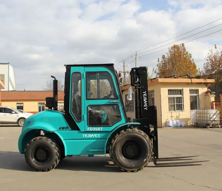 Rough Terrain Forklift Detail