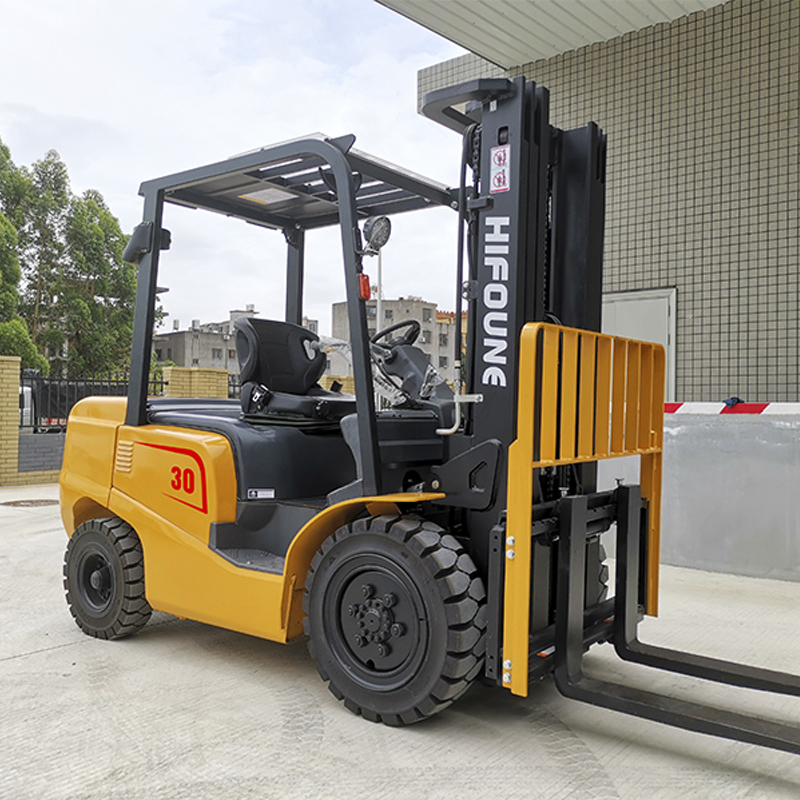 Hifoune New Diesel 3 Ton Automated Manual Diesel Forklift with Pneumatic Tire and Isuzu Motor