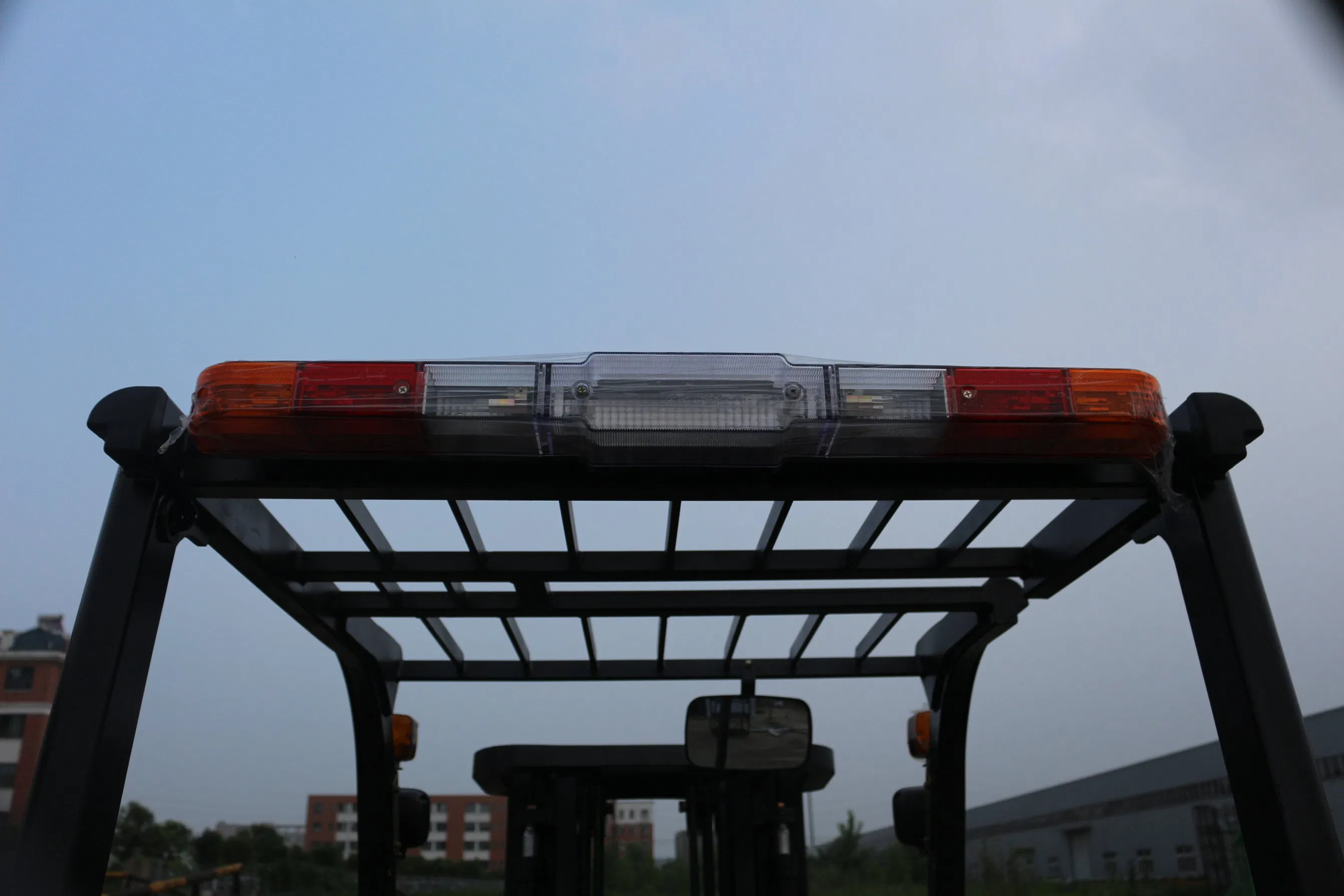 Warehouse 1.5 1.8 2 2.5 3 3.5 4 5 Ton Reach Electric Forklift Truck