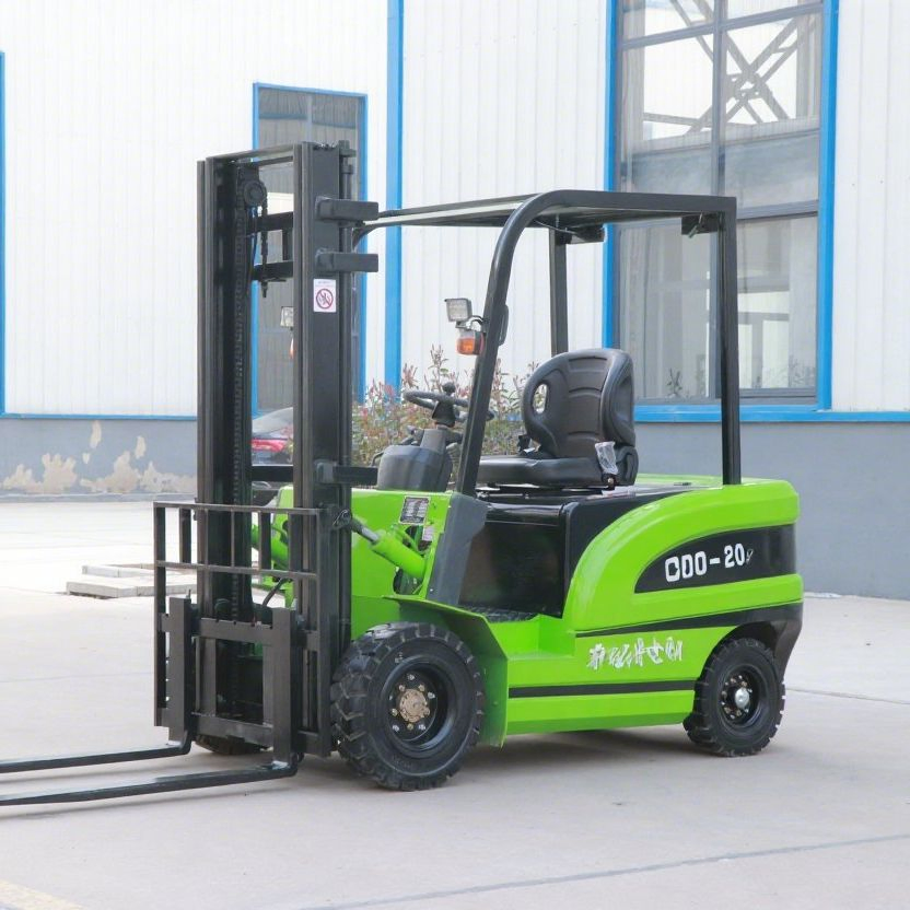 Versatile2.5 Ton Electric Forklift for Heavy Duty Tasks