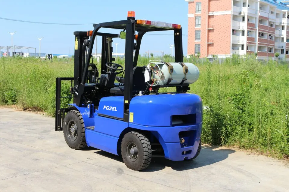 Gasoline LPG Forklift View 1