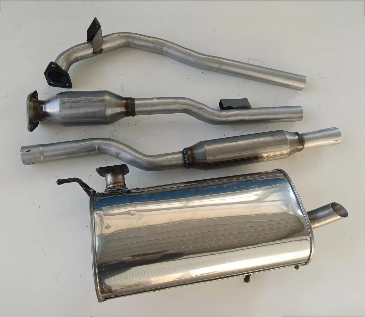 Catalytic Converter Universal High Flow Stainless Steel New Exhaust Catalytic Converter