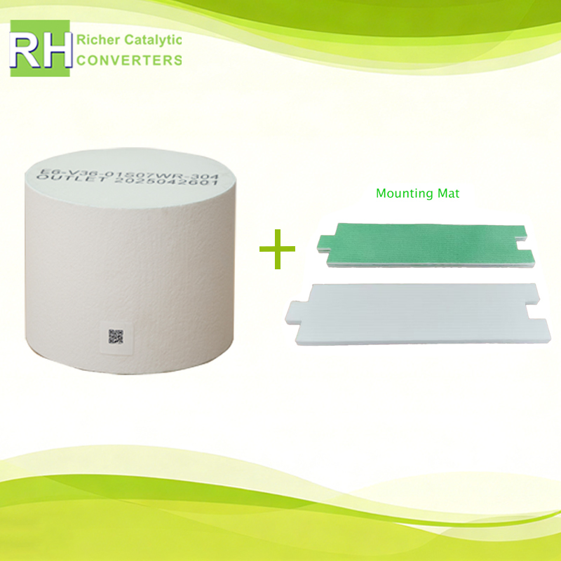 Car Stainless Steel Exhaust Pipe Parts High Flow Catalytic Converter for Cat Nissan Almera/Almera Tino/X-Tr OE208A08h825/B08A05m302