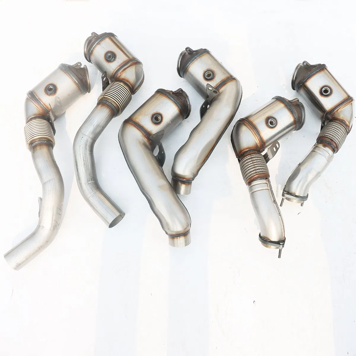 Auto Exhaust System Three-Way Exhaust Manifold Direct Fit Catalytic Converter for BMW 750 F02 X5 X6 E70 E71 E72 F10 N63