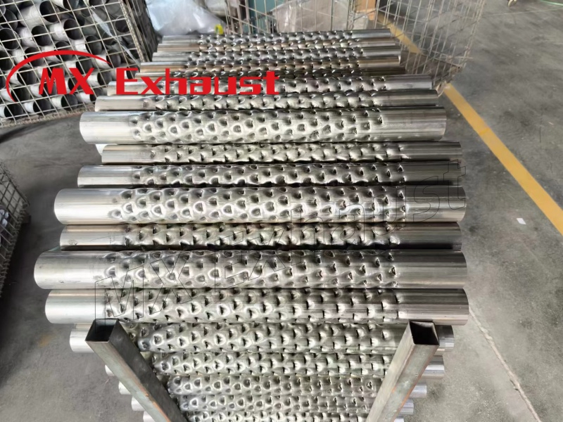 304 409 Stainless Steel Exhaust Perforated Tube Louver Smoker Pipe for Exhaust Muffler