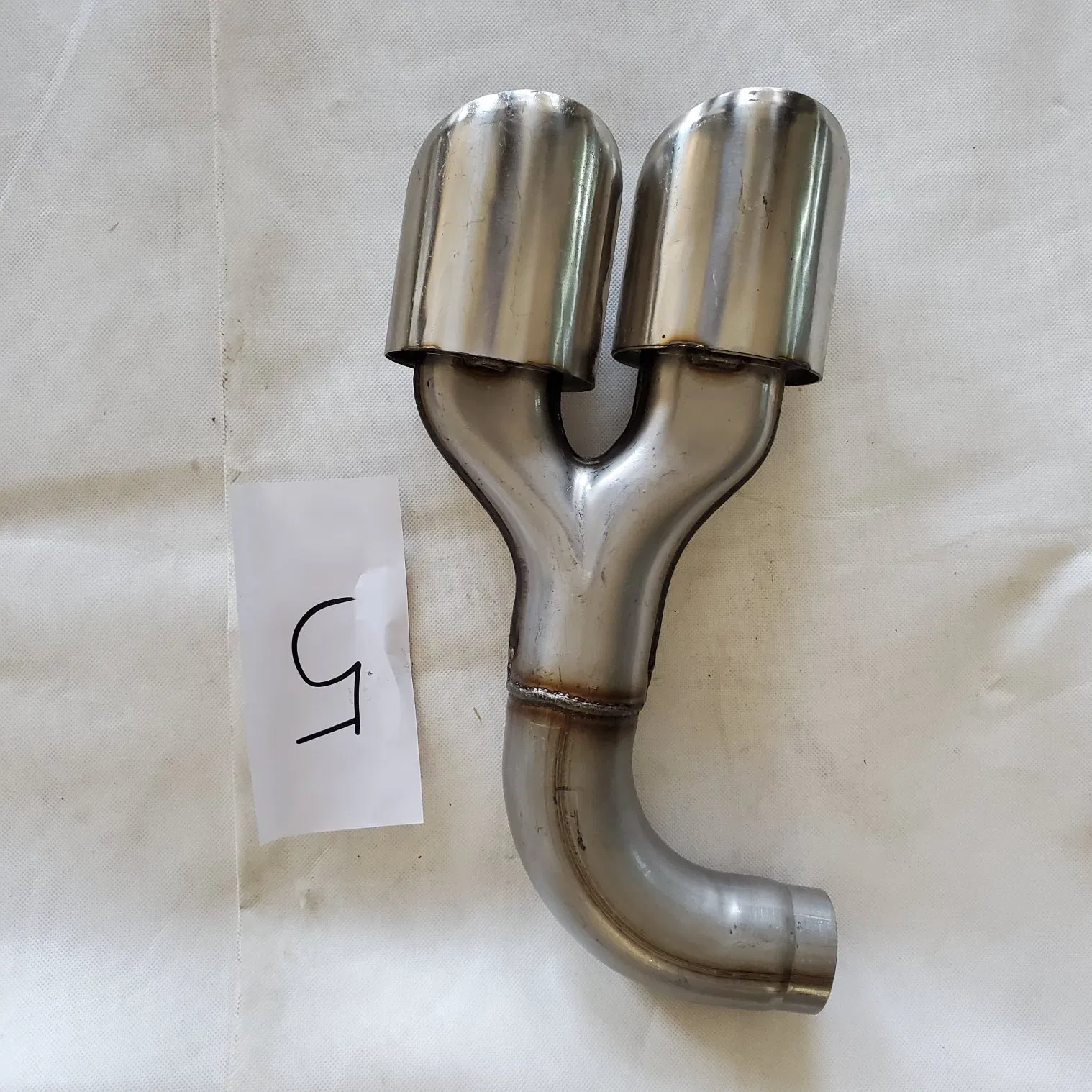 Auto Car Parts Universal Stainless Steel Dual Exhaust Pipe Muffler Quad Exhaust Tips for Hyundai Tucson 2015