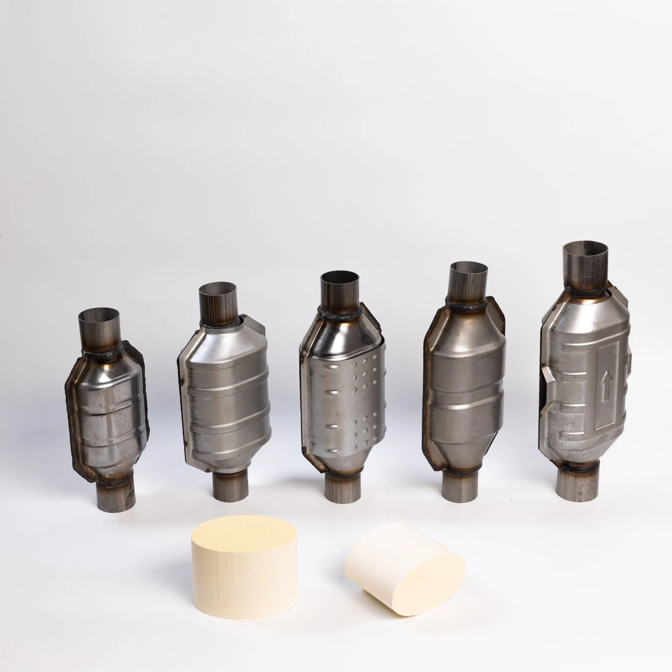 Stainless Steel Catalytic Converter Universal Catalytic Converter Ceramic Catalyzer Filter Catalytic Converter