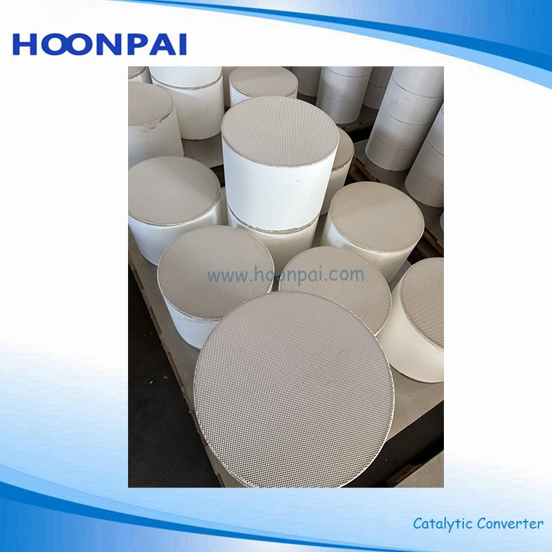 Diesel Engine Exhaust Ceramic Honeycom DPF Filter Inside Core Catalytic Converter for John Deere 574212