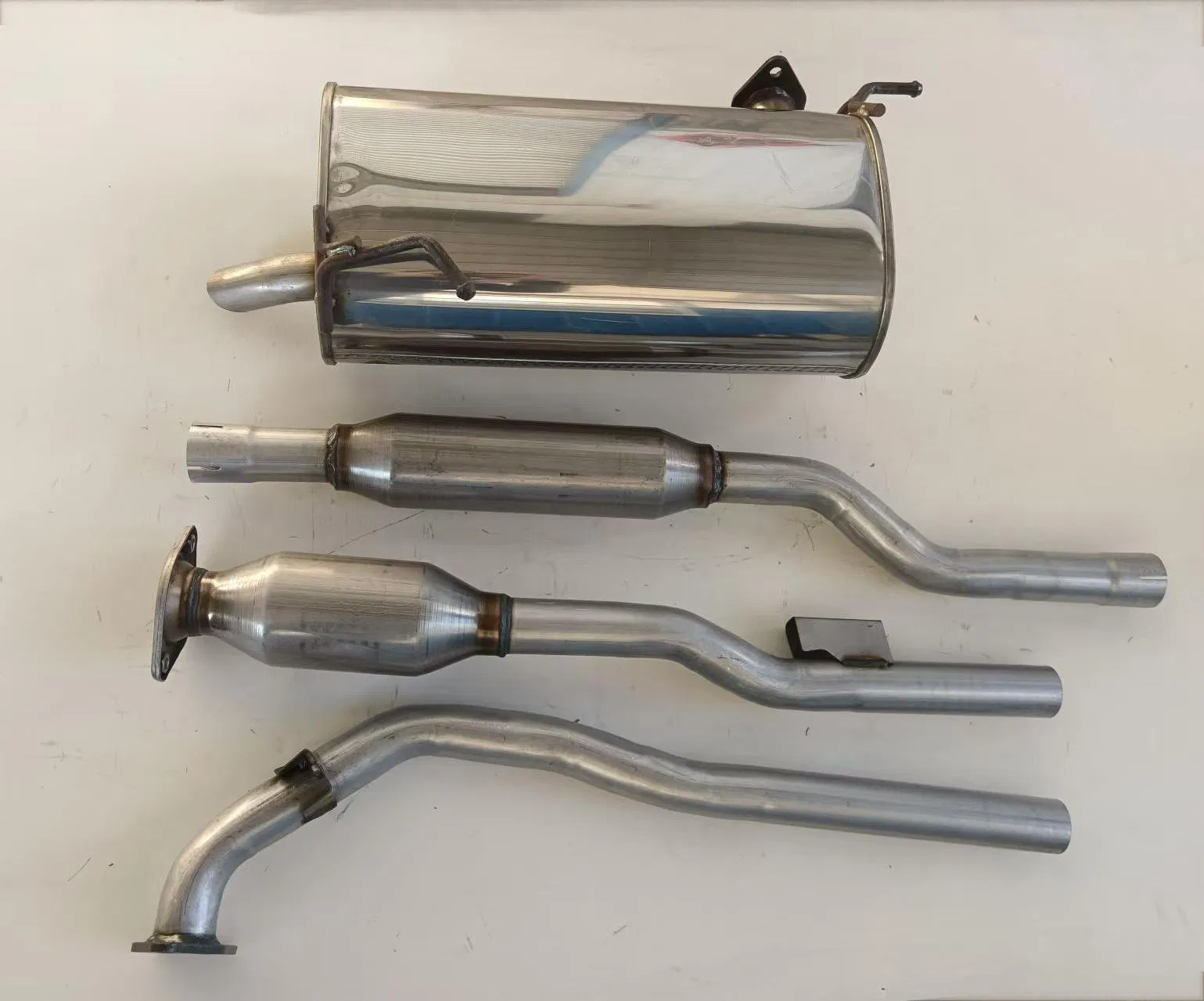 Catalytic Converter Universal High Flow Stainless Steel New Exhaust Catalytic Converter