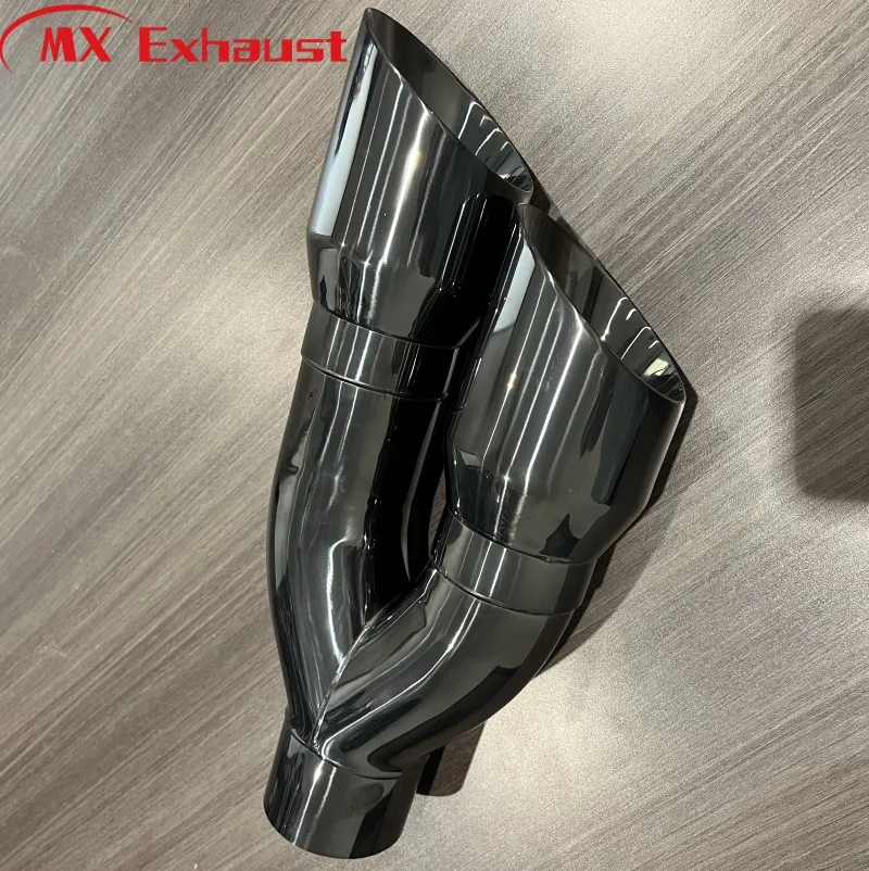 Exhaust Pipe Detail 4