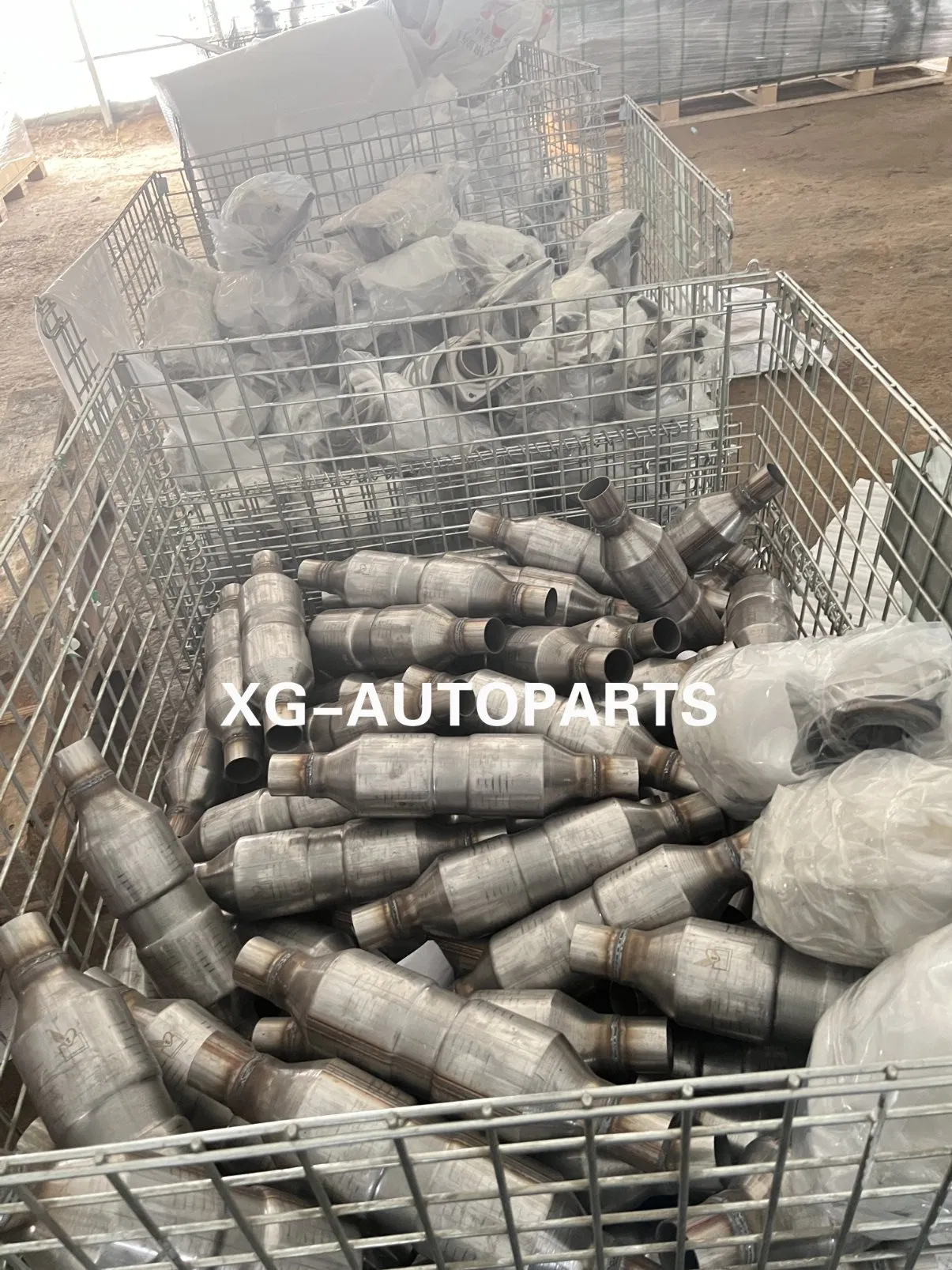 for L Exus Lx470 and Lx570 Direct Fit Catalytic Converter with Manifold