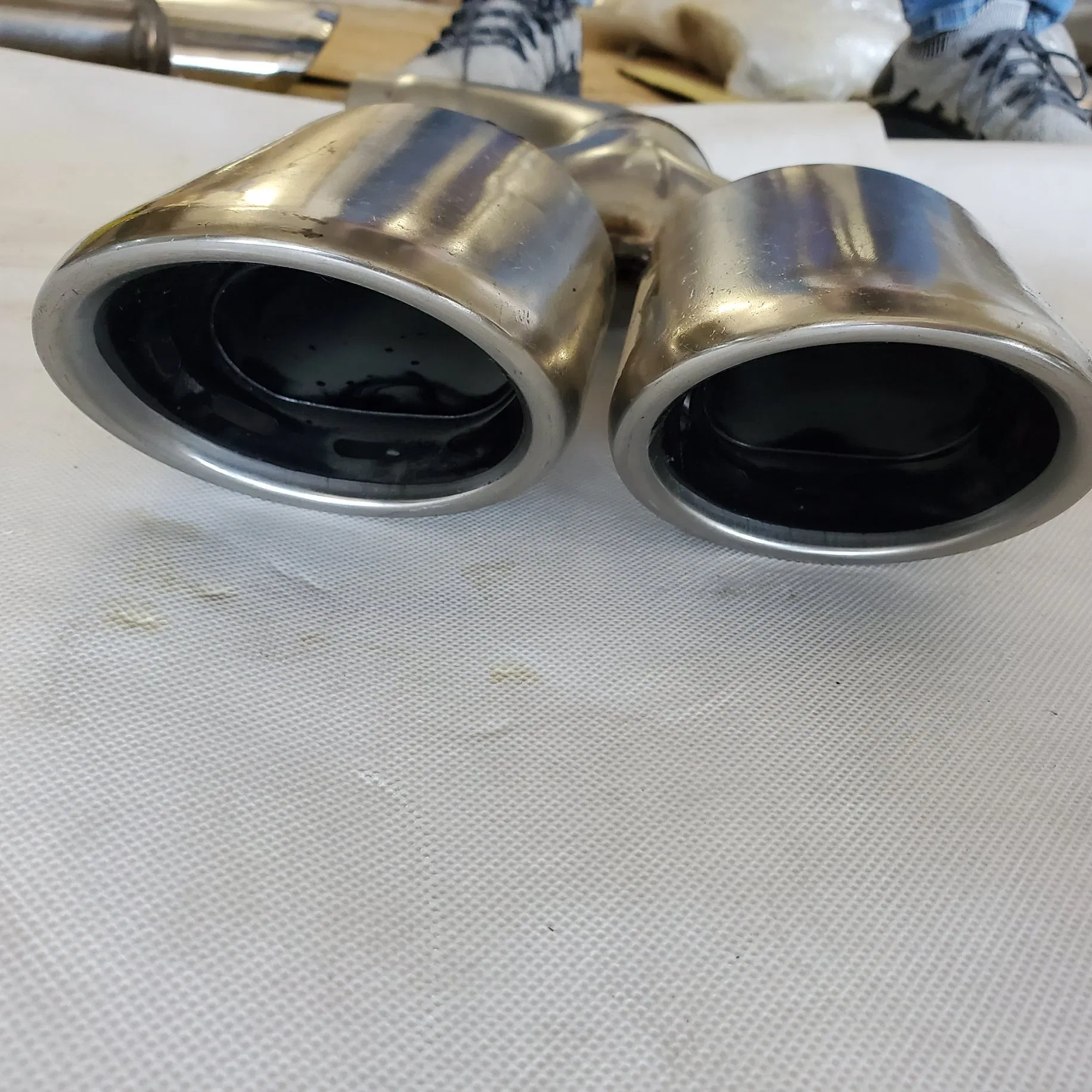 Auto Car Parts Universal Stainless Steel Dual Exhaust Pipe Muffler Quad Exhaust Tips for Hyundai Tucson 2015