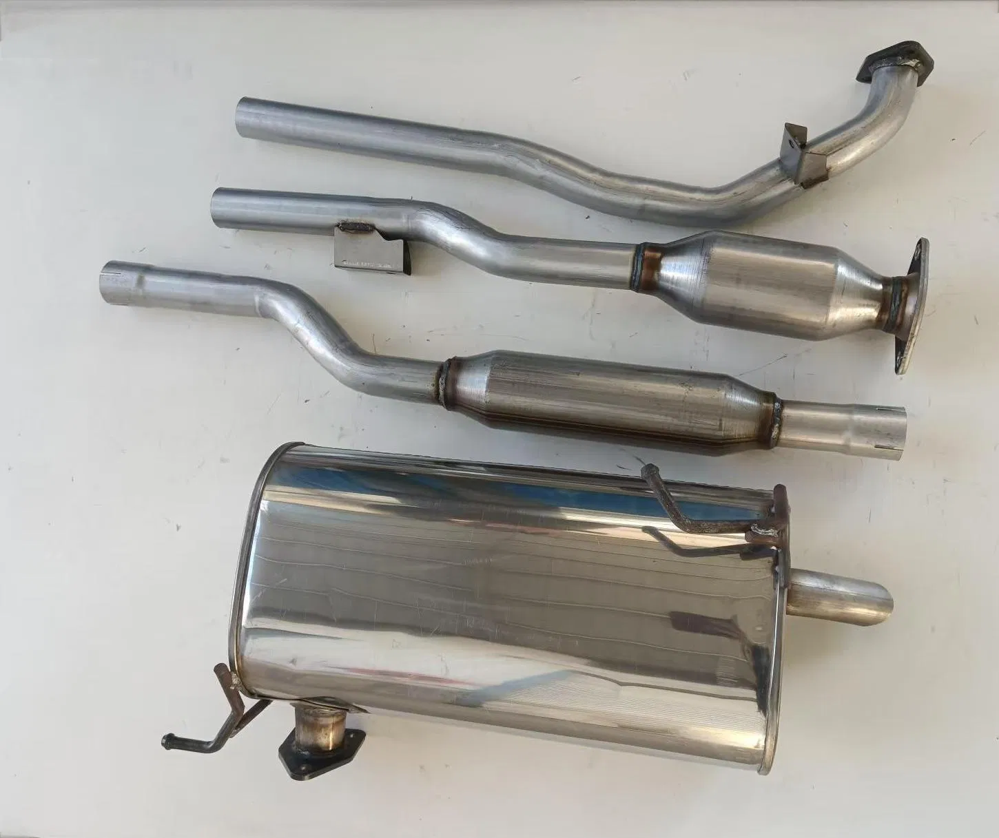 Catalytic Converter Universal High Flow Stainless Steel New Exhaust Catalytic Converter