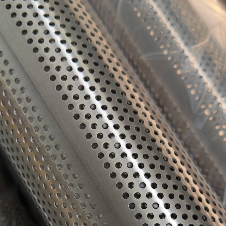 High-Temperature Resistant Perforated Stainless Steel Tubing (304/316/409L) for Exhaust System Heat Shields and Gas Flow