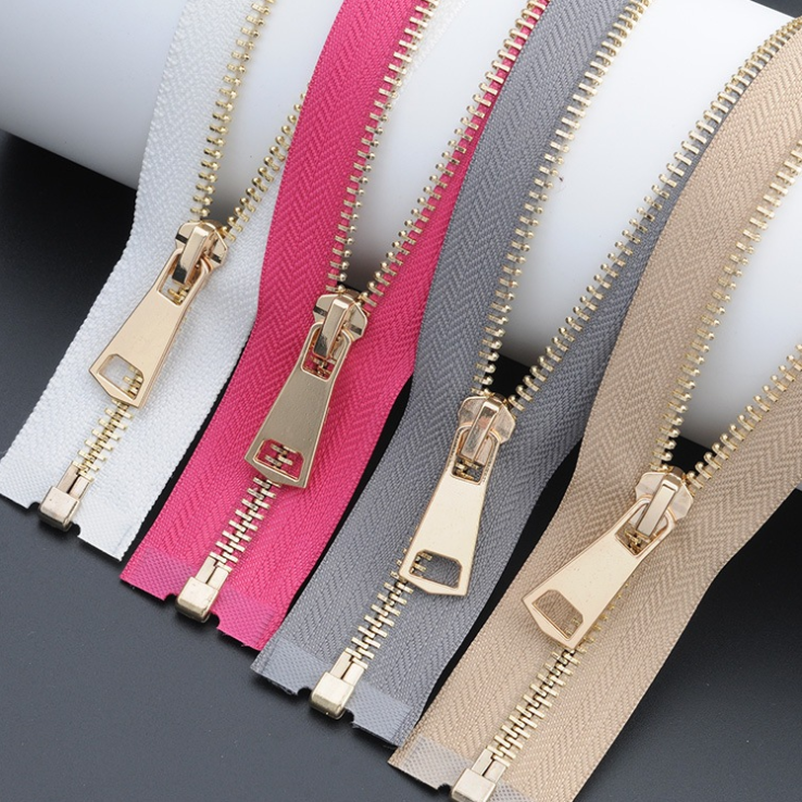 Customized Heavy Weight Brass Zipper Pants Coat Manufacture Auto Lock Open-End End Customized Brass Zippers For Garments Bags