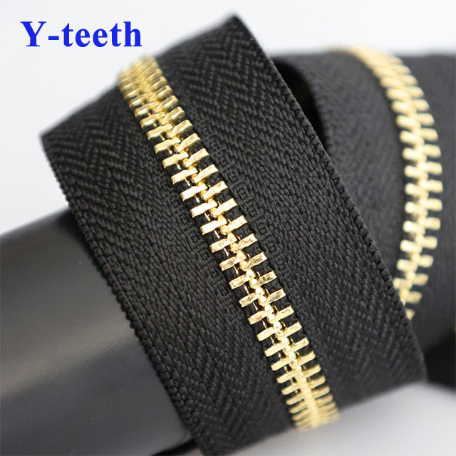 5# 8# Fermeture Eclaire Aluminium Y Teeth Giant Metal Long Chain Metal Zipper Jeans Stock Lot for Clothing Overcoat Yg Zippers
