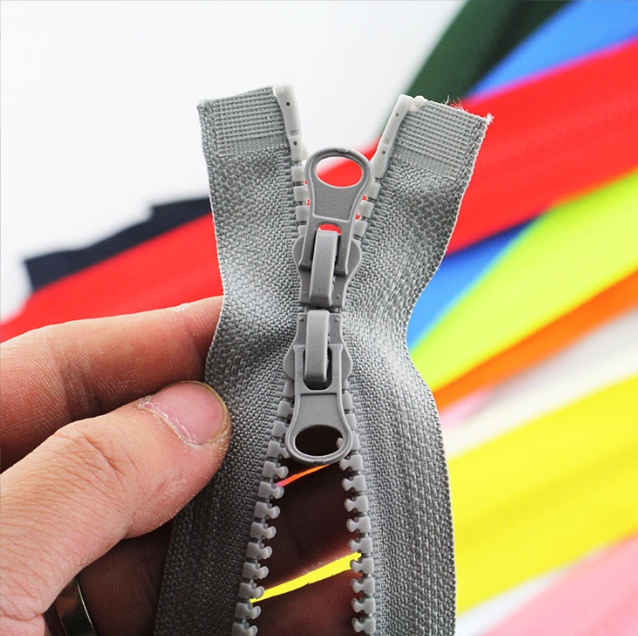 5# Custom Zip Plastic Resin Double Open Zipper With 2 Slider Two Way Head To Head Zipper For Home Textile