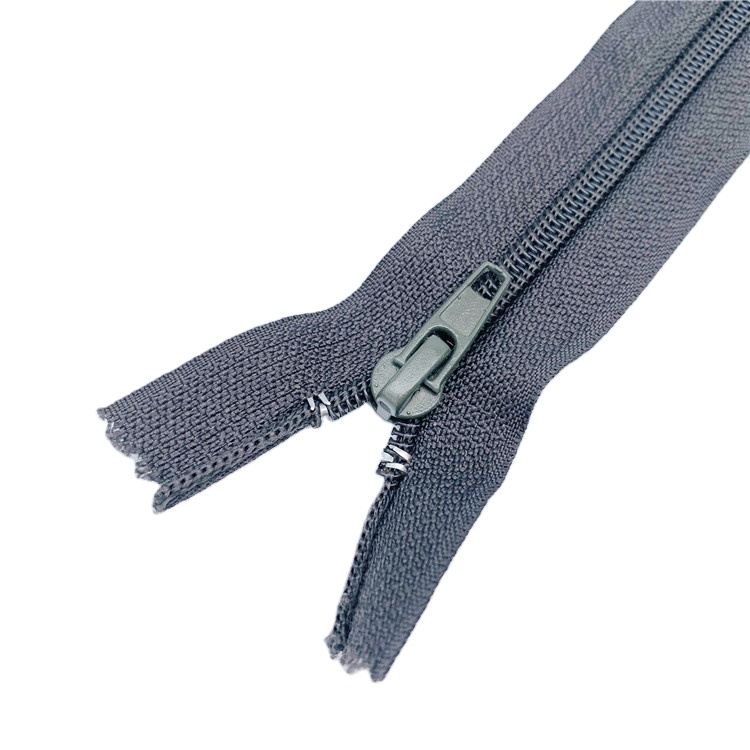 3# Nylon Zipper High Quality Hot Sales Nylon Coil Zipper by Yard