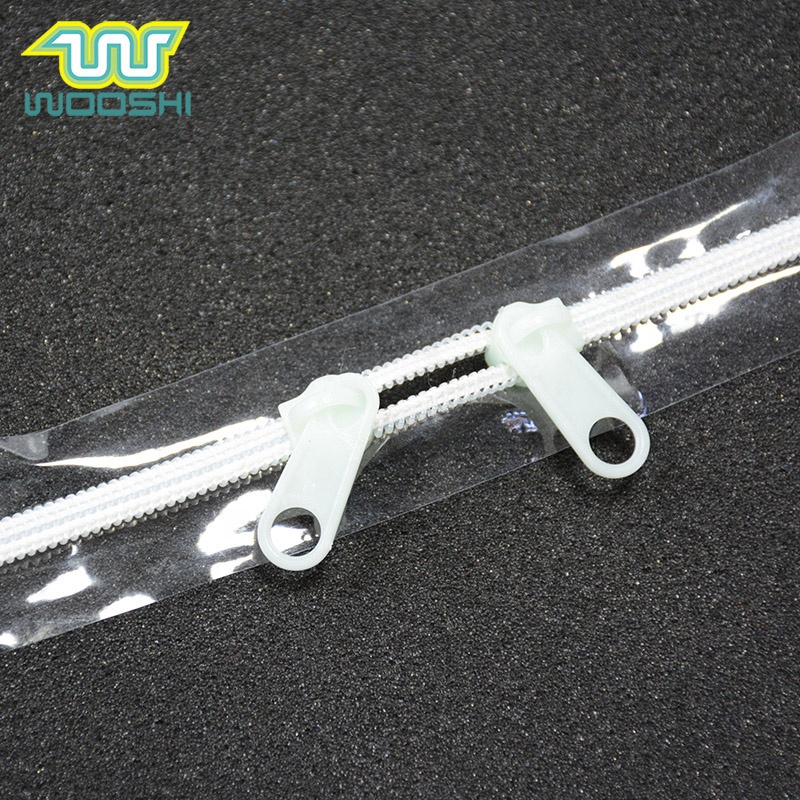 Waterproof PVC Tape Zipper Clear PVC Tape Nylon Coil Zipper Rolls Transparent Zipper for PVC Plastic Custom Plastic Zip 5#