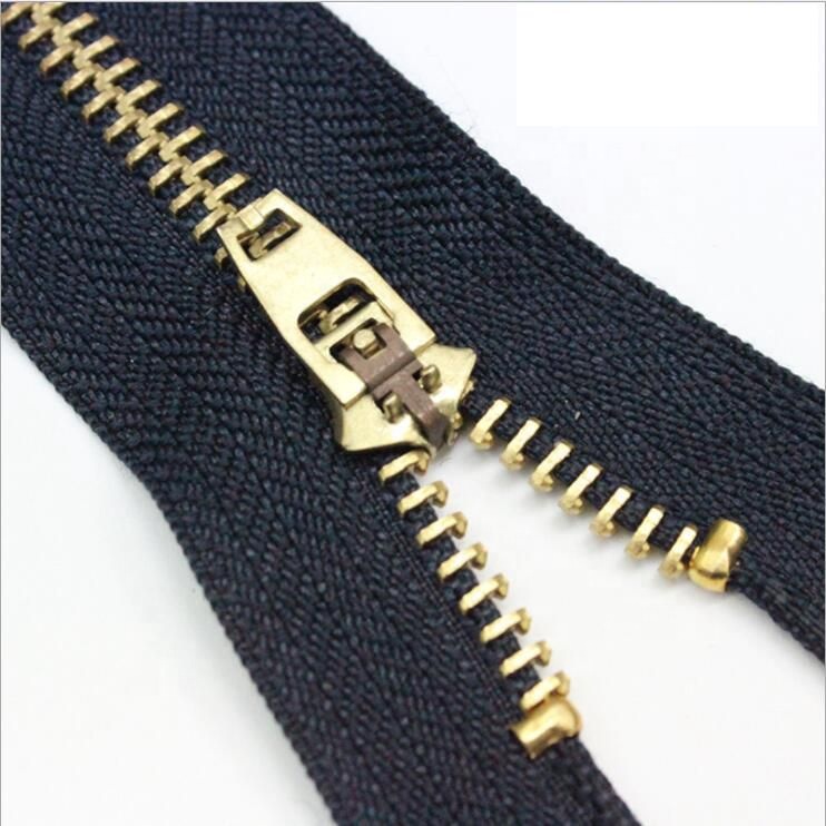 4# Golden Auto Lock Brass Teeth Metal Long Chain Zipper for Pants Eco-Friendly Sustainable Jeans Zipper Home Textiles