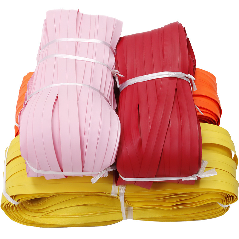 Zipper Structure