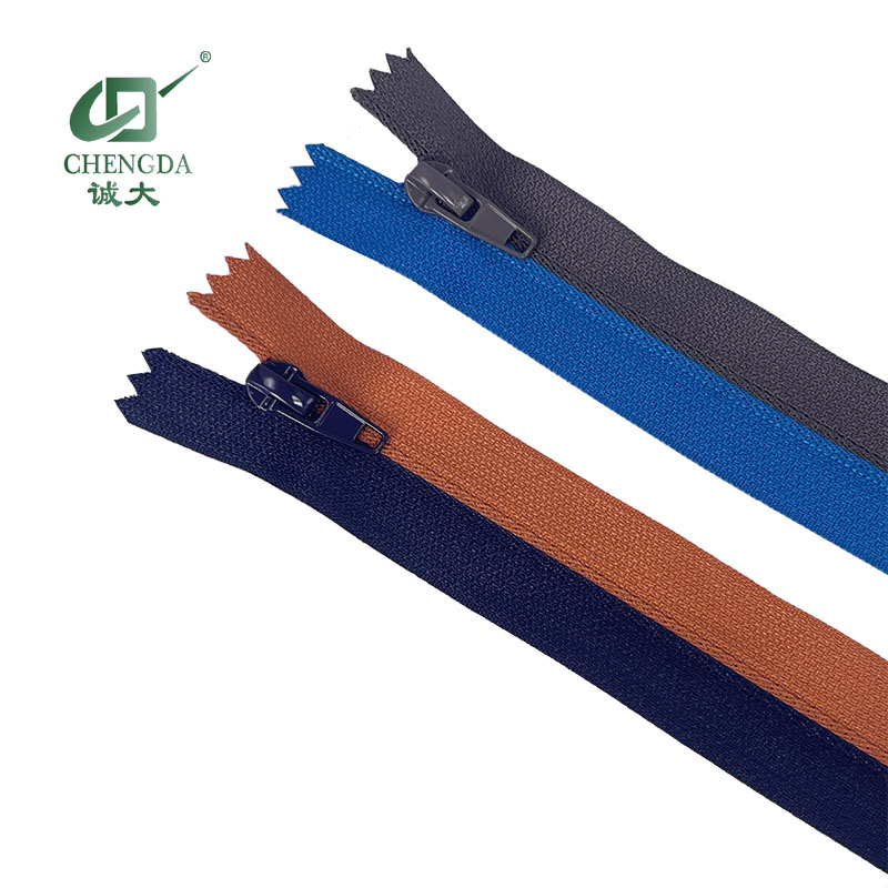 CHENGDA Wholesale Nylon Zipper Open End Close End Auto Lock Semi Lock Reverse Invisible Garment Accessory Coil Teeth Nylon Zip