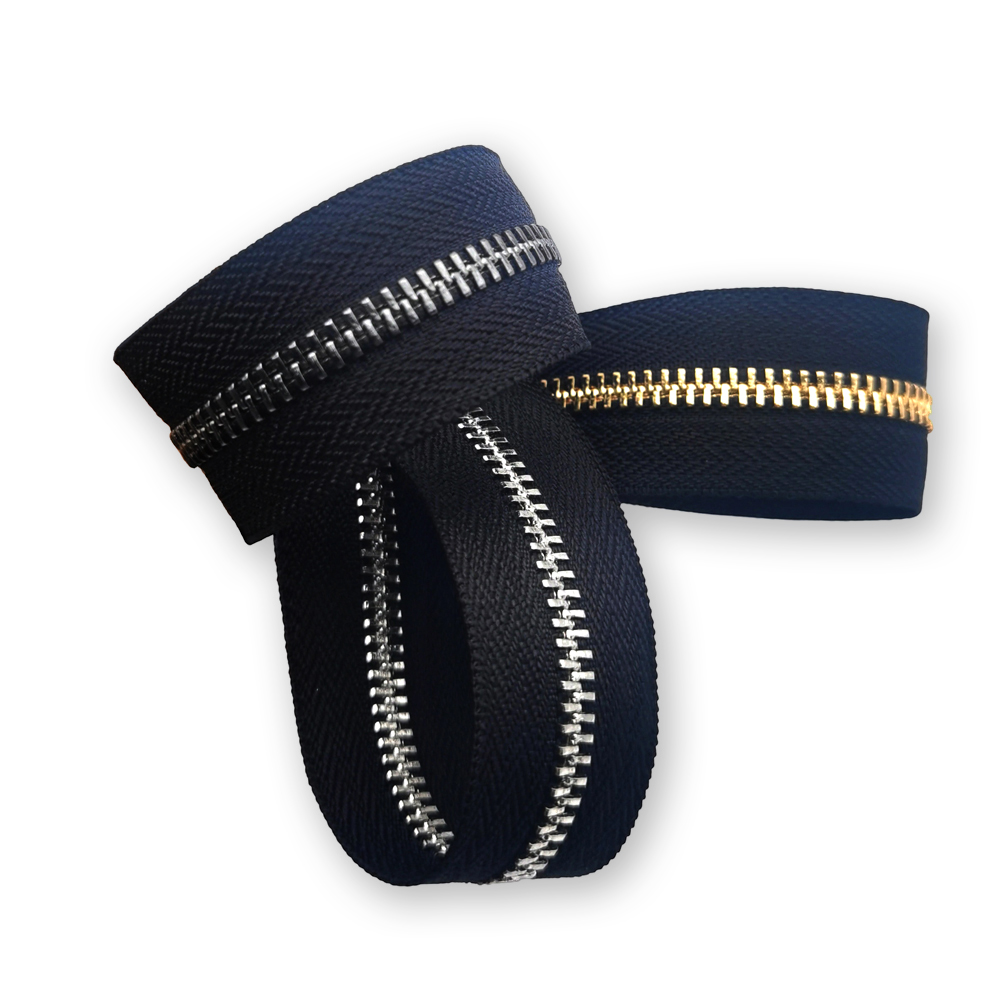 New Arrival Eco-Friendly Titanium Aluminum Alloy Continuous Long Chain Metal Zipper 5# Y Teeth High Quality for Handbag