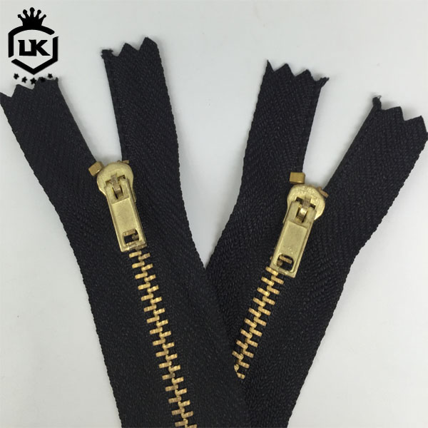 DTM Zipper Tape