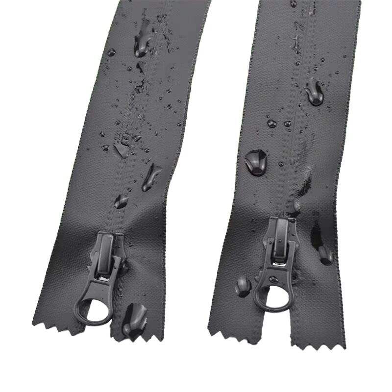 Metal Zipper Detail 3