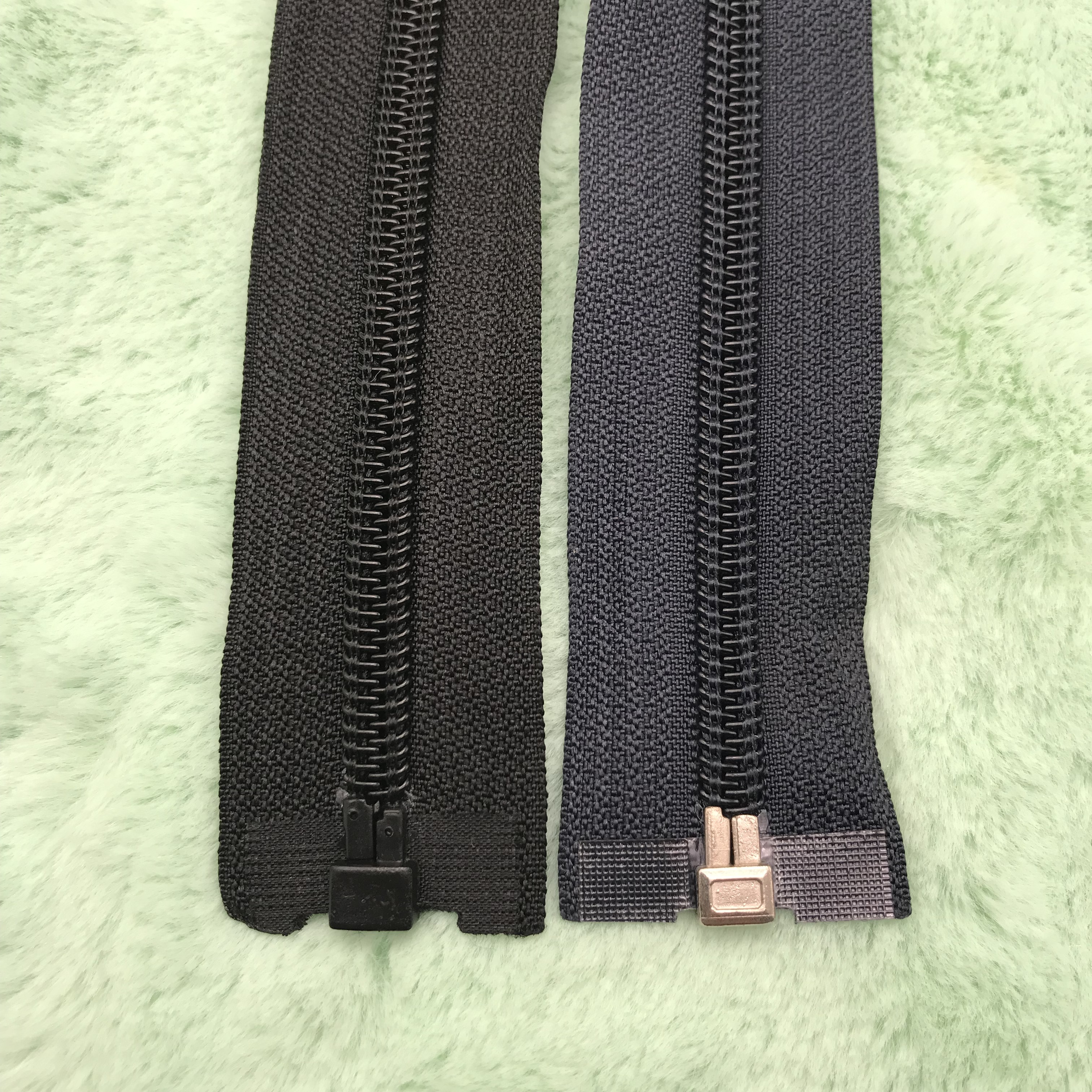 High Quality 5# Nylon OPEN-END ZIPPER Factory Direct Sales Smooth Seamless Zippers With No Sticking Or Jamming