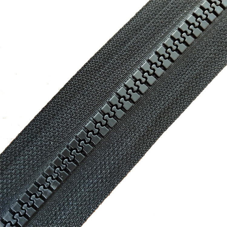 SAS Wholesale Vislon Zipper 3# 5# 8# Custom Long Chain Color Tape Open-end Plastic Resin Zipper