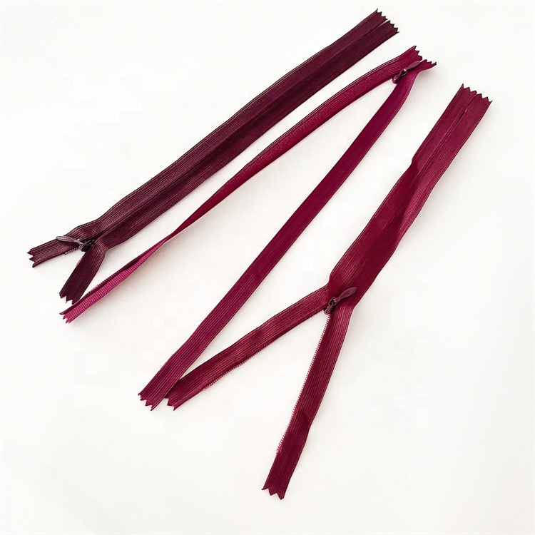Factory Wholesale High Quality Sustainable 25cm SBS3# Invisible Lace Nylon Plastic Closed Self-Locking Zipper Wine Red Garment