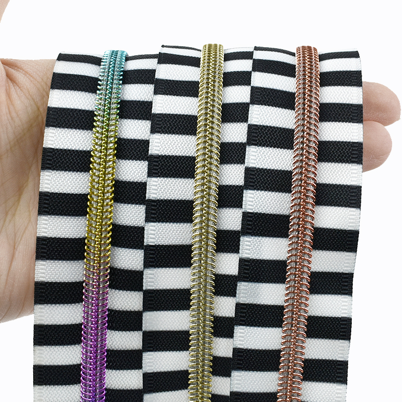 Nylon Zipper 6