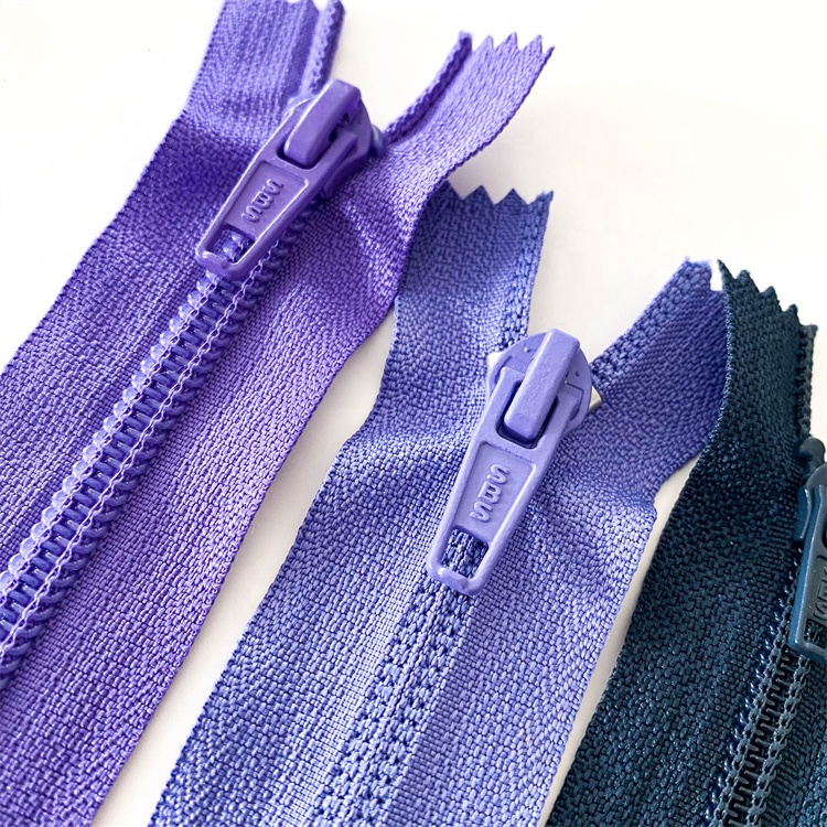 High Quality Sbs 3#4#5# Nylon Zipper Self-Locking Close-End Puller Customizable Closed Injection Pocket Garment Shoes