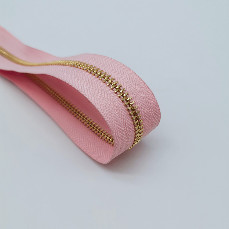 Customized Heavy Weight Brass Zipper Pants Coat Manufacture Auto Lock Open-End End Customized Brass Zippers For Garments Bags