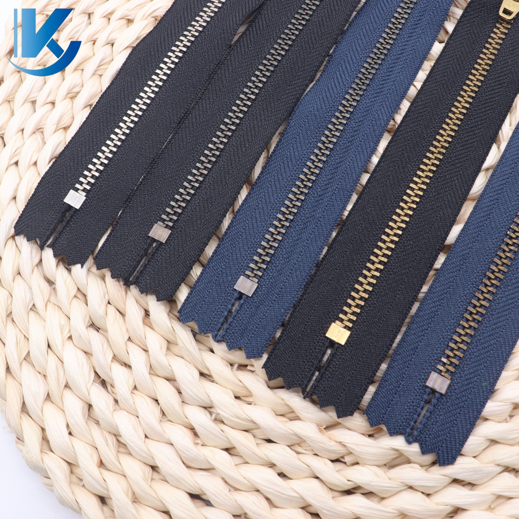 YKK Metal Zipper detail 6