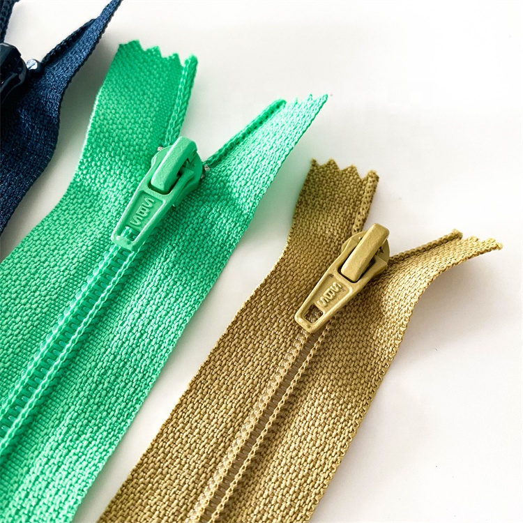 High Quality Sbs 3#4#5# Nylon Zipper Self-Locking Close-End Puller Customizable Closed Injection Pocket Garment Shoes