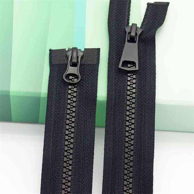 Factory Supply TPU Waterproof Plastic Zipper for Sport Wear and Coats